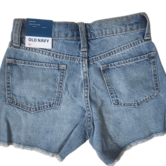BNWT Size 10 GIRL Old Navy Blue Jean Shorts Distressed Cut-Off Style, High Rise - Picture 2 of 7